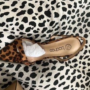 never worn Boohoo leopard heels size 6